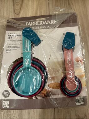 Farberware Teal and Magenta Nesting Measuring Set